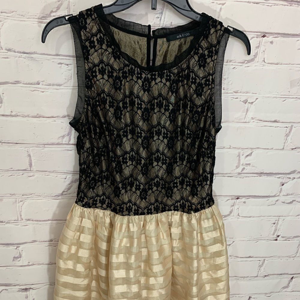 Ark & Co medium dress‎